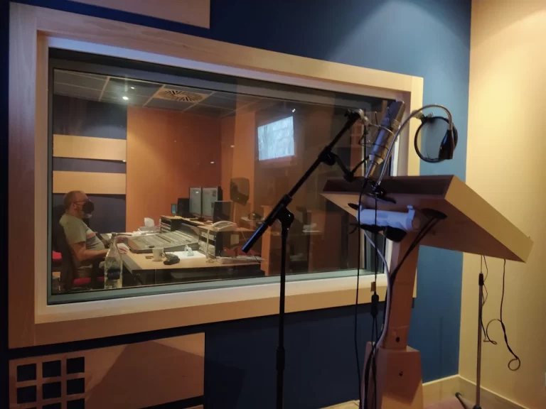 Cabina de grabación del estudio Mixer Servicios Audiovisuales en BIlbao