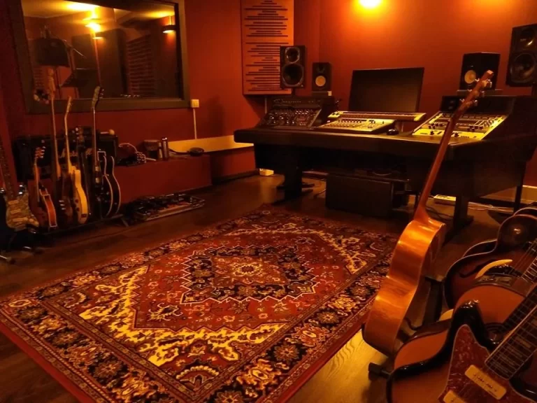 Sala de control del estudio Musikaudio – Producción Musical en Bilbao