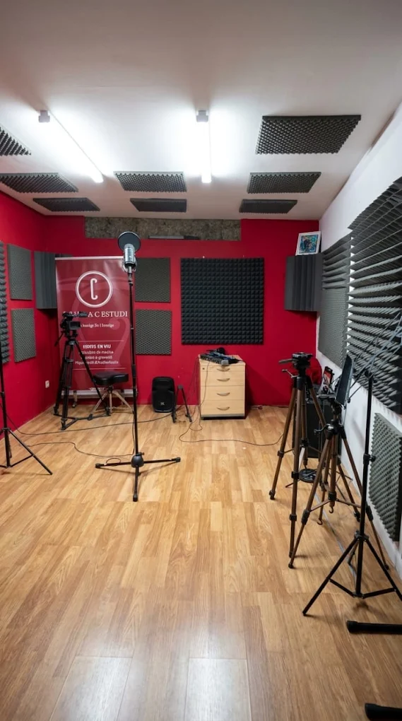 Sala de grabación en Eclèctic Estudi, Cambrils.