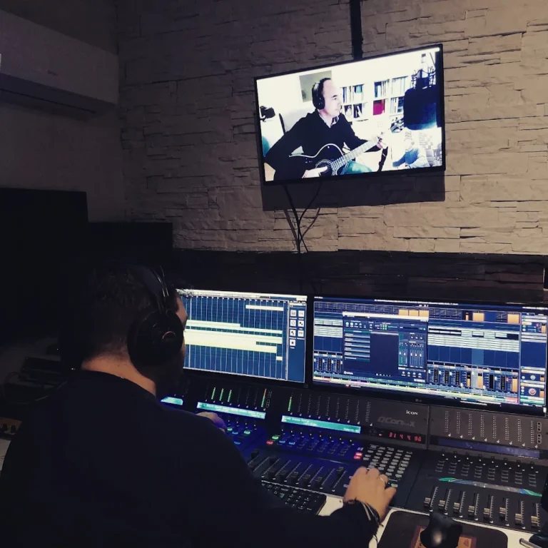 Sala de control de Publisound, estudio de grabación en Murcia