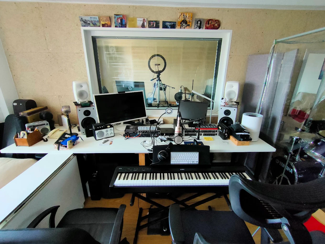 Sala de control en estudio de grabación StudioVoz & Arts, Murcia.